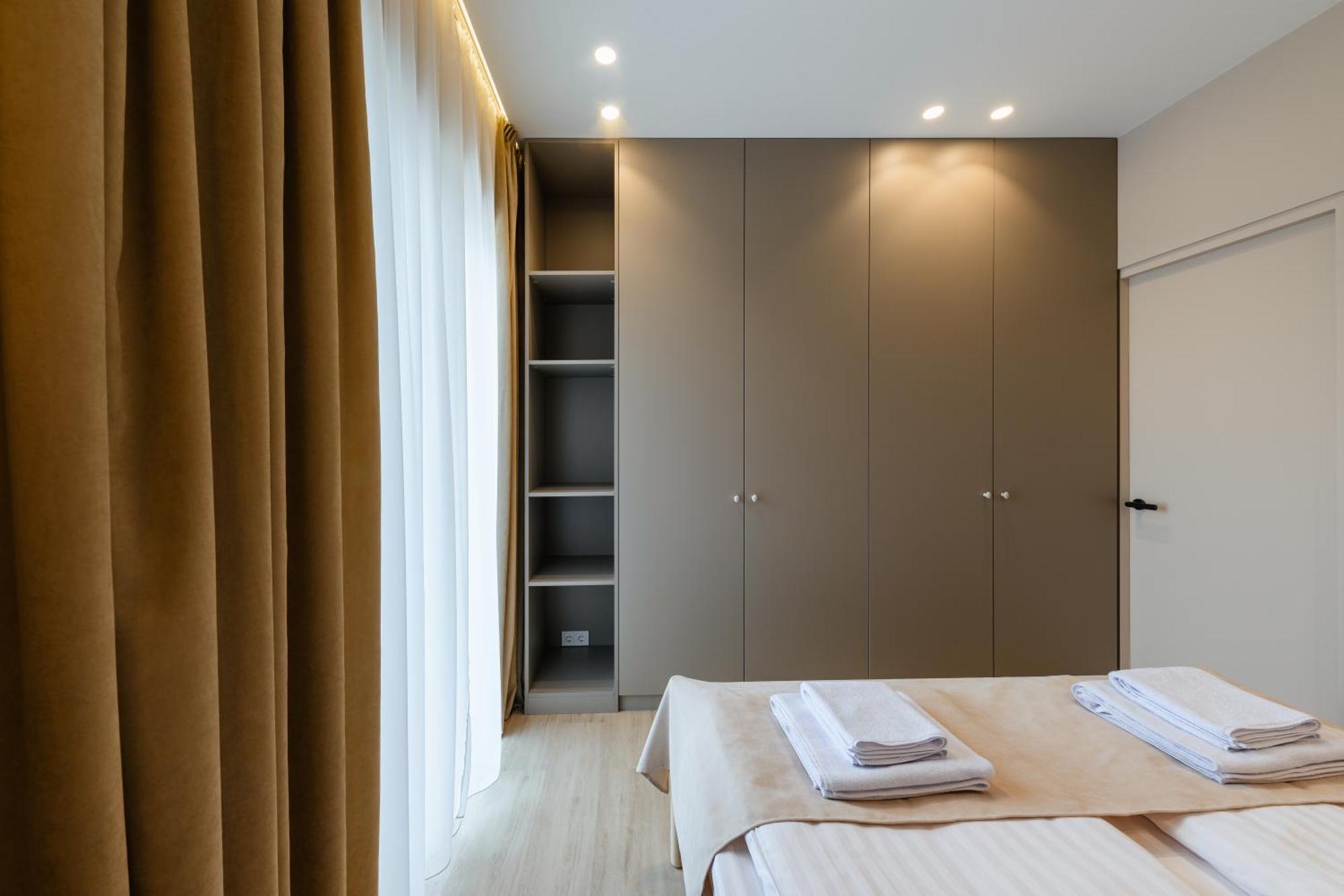 Мм Group Apartment Oezjhorod Buitenkant foto