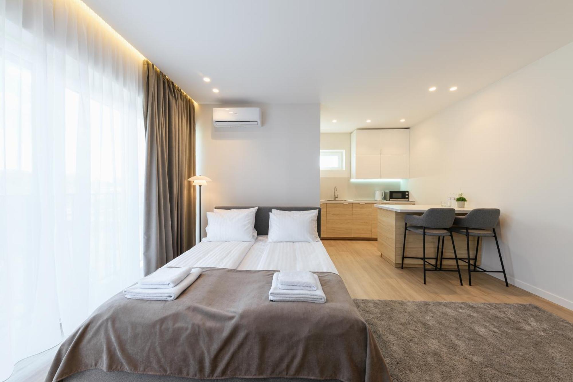 Мм Group Apartment Oezjhorod Buitenkant foto
