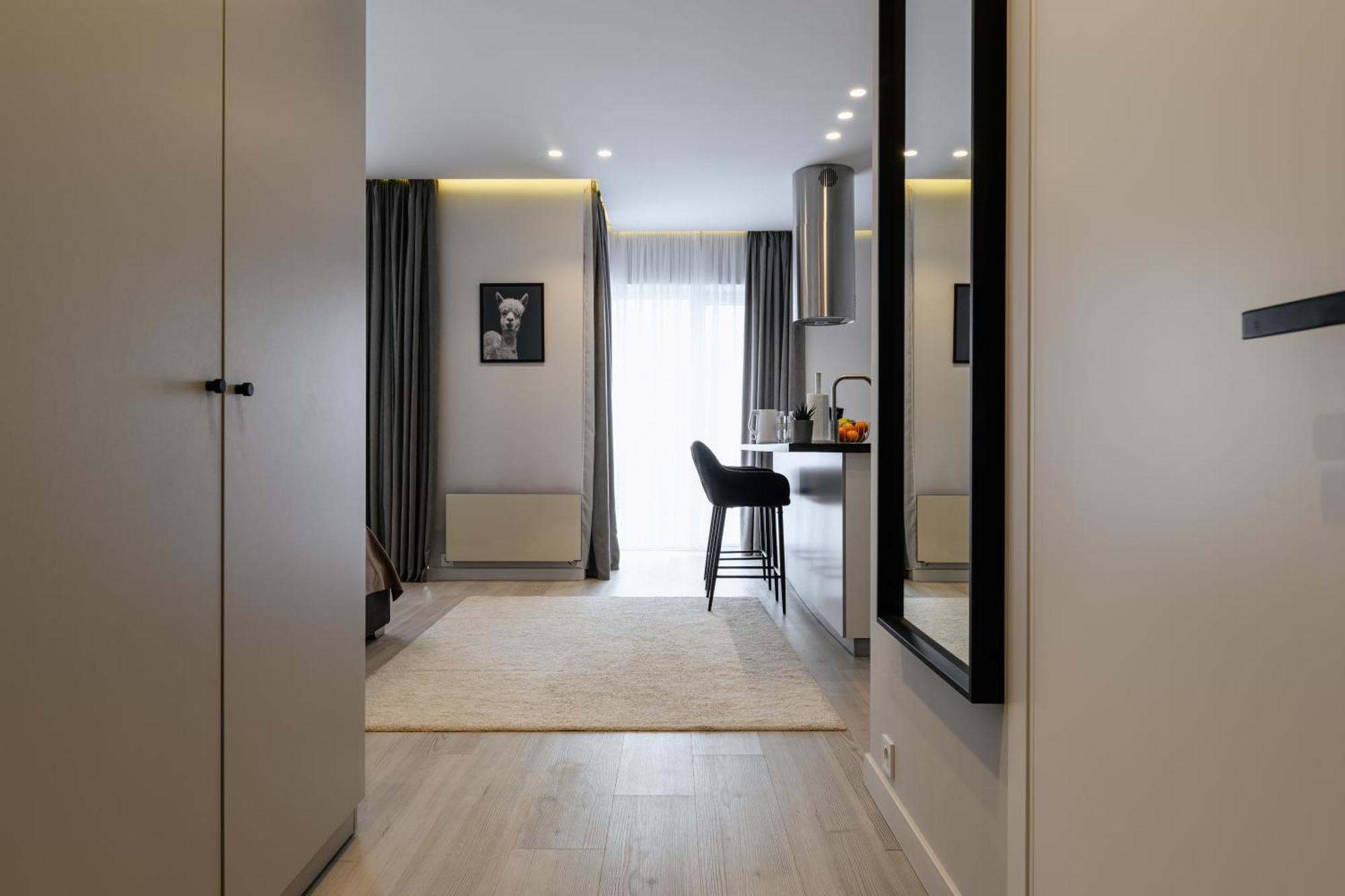 Мм Group Apartment Oezjhorod Buitenkant foto