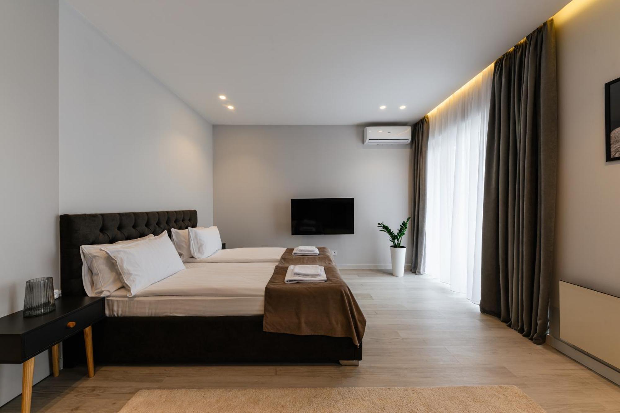 Мм Group Apartment Oezjhorod Buitenkant foto